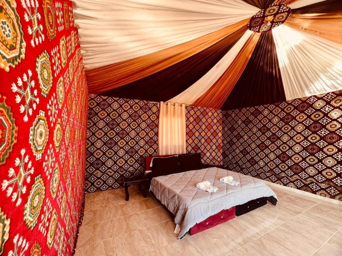 Salameh'S Bedouin Camp Hotell Wadi Rum Exteriör bild