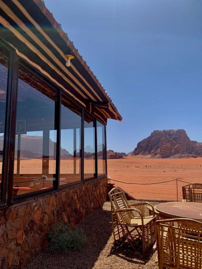 Salameh'S Bedouin Camp Hotell Wadi Rum Exteriör bild