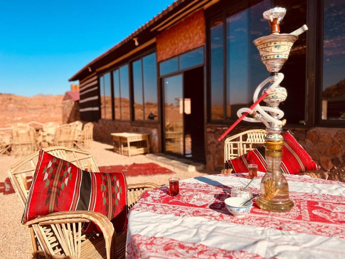 Salameh'S Bedouin Camp Hotell Wadi Rum Exteriör bild