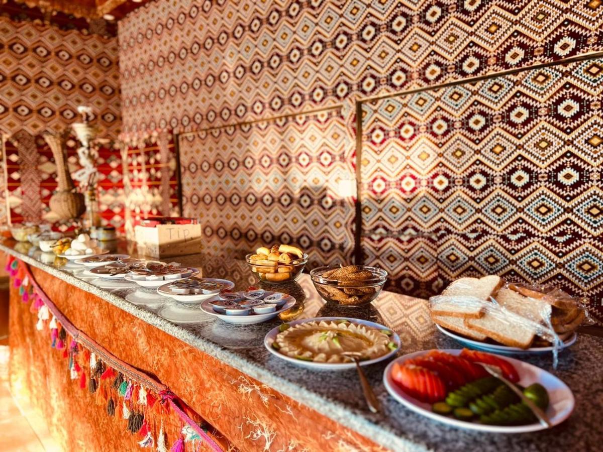 Salameh'S Bedouin Camp Hotell Wadi Rum Exteriör bild