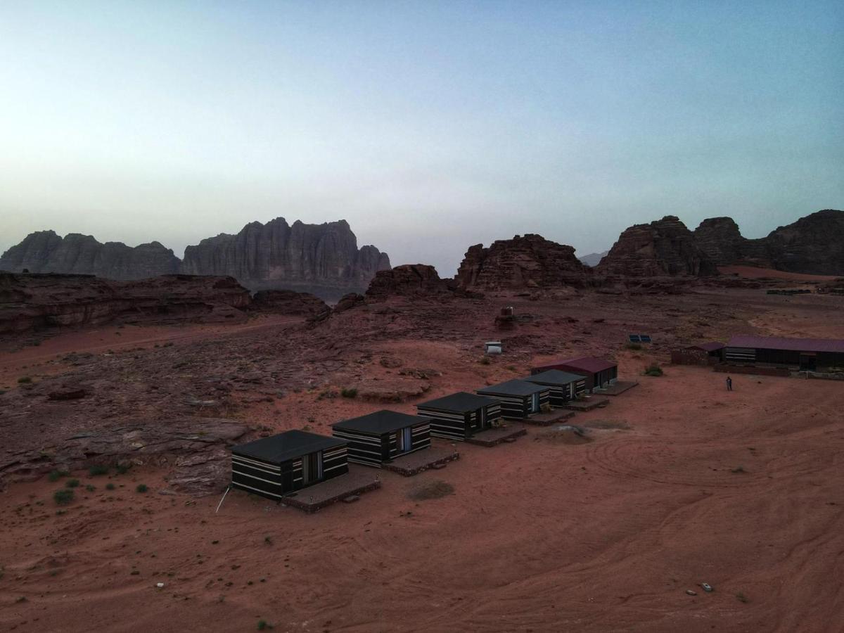 Salameh'S Bedouin Camp Hotell Wadi Rum Exteriör bild