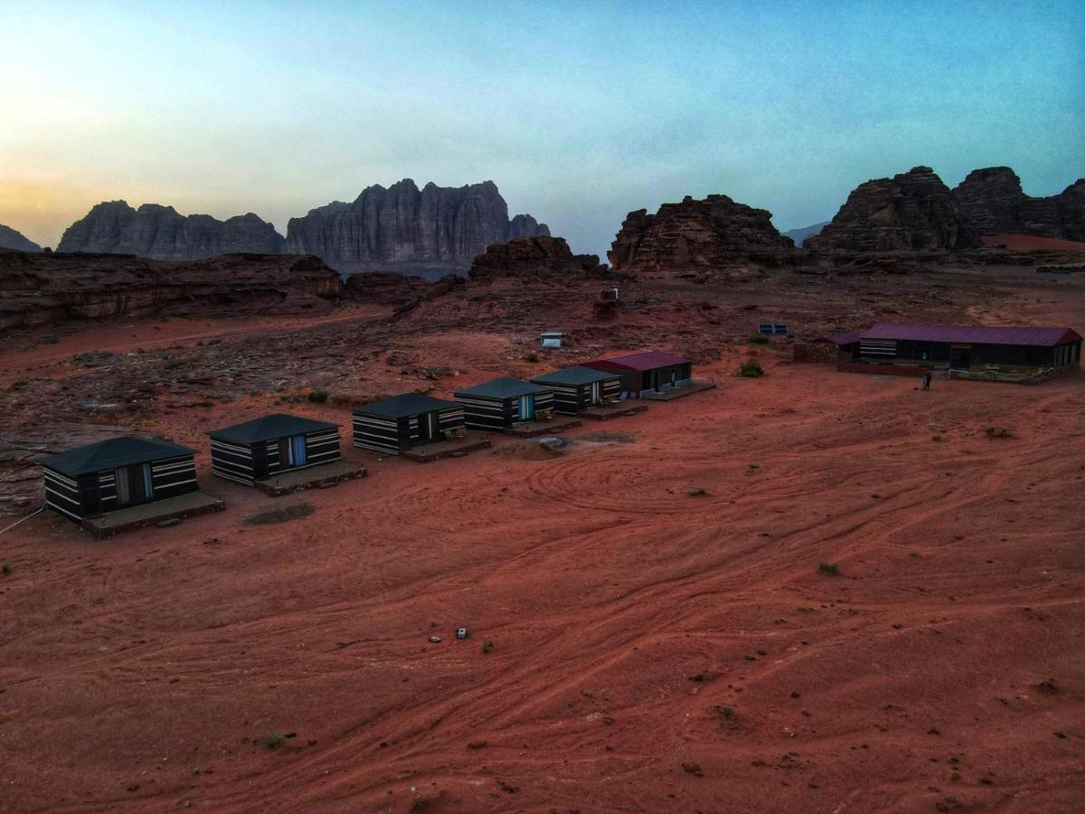Salameh'S Bedouin Camp Hotell Wadi Rum Exteriör bild
