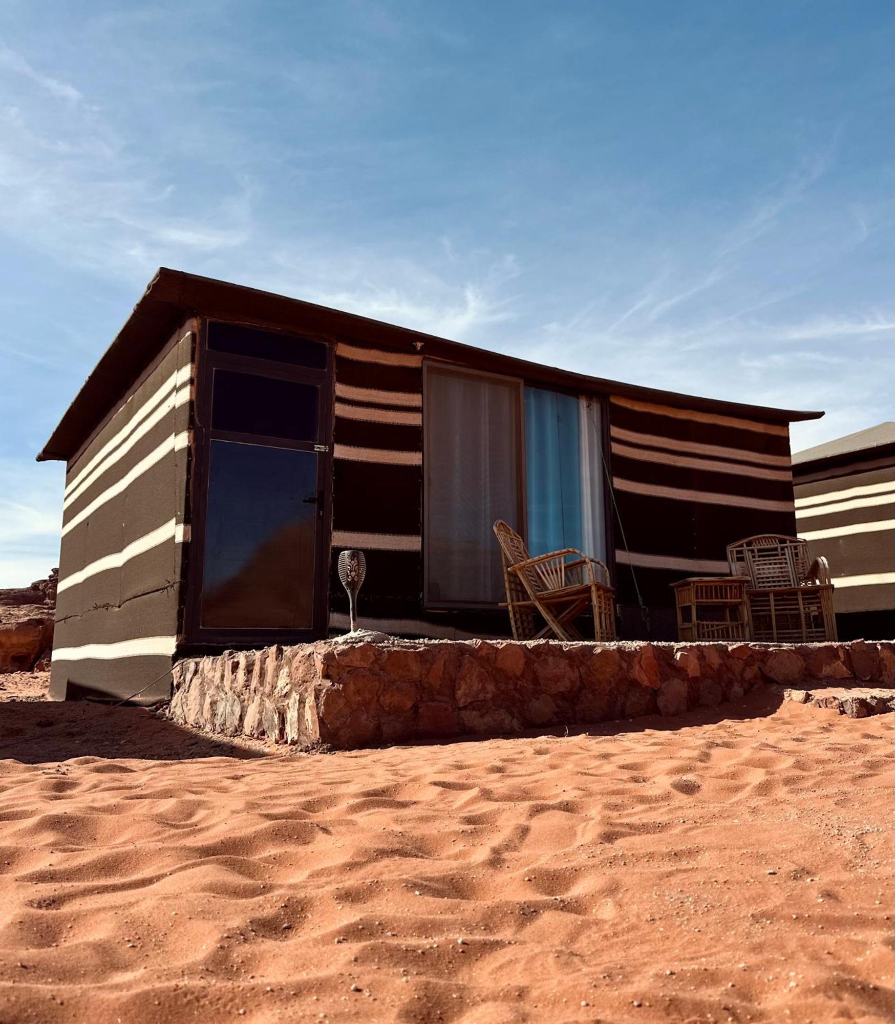 Salameh'S Bedouin Camp Hotell Wadi Rum Exteriör bild